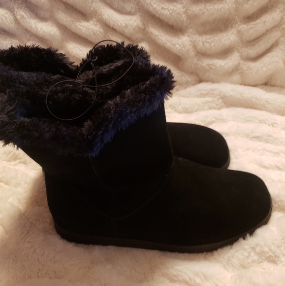Women's Cat Mid Shearling Style Boots - Universal Thread - Picture 4 of 6